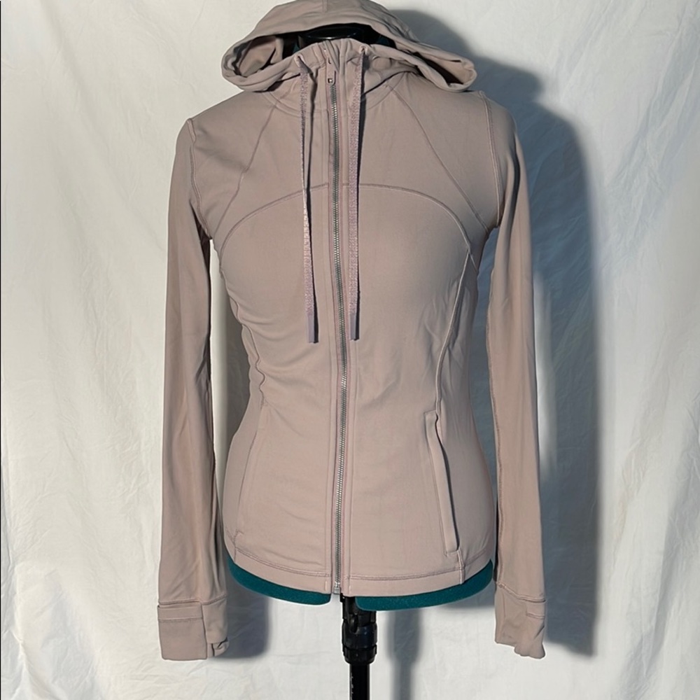 Lululemon lavender hooded Define jacket